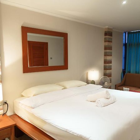 Avenue Beach Hotel 좀티엔 비치 외부 사진