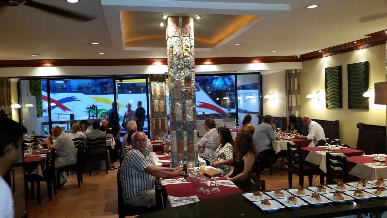 Avenue Beach Hotel 좀티엔 비치 외부 사진