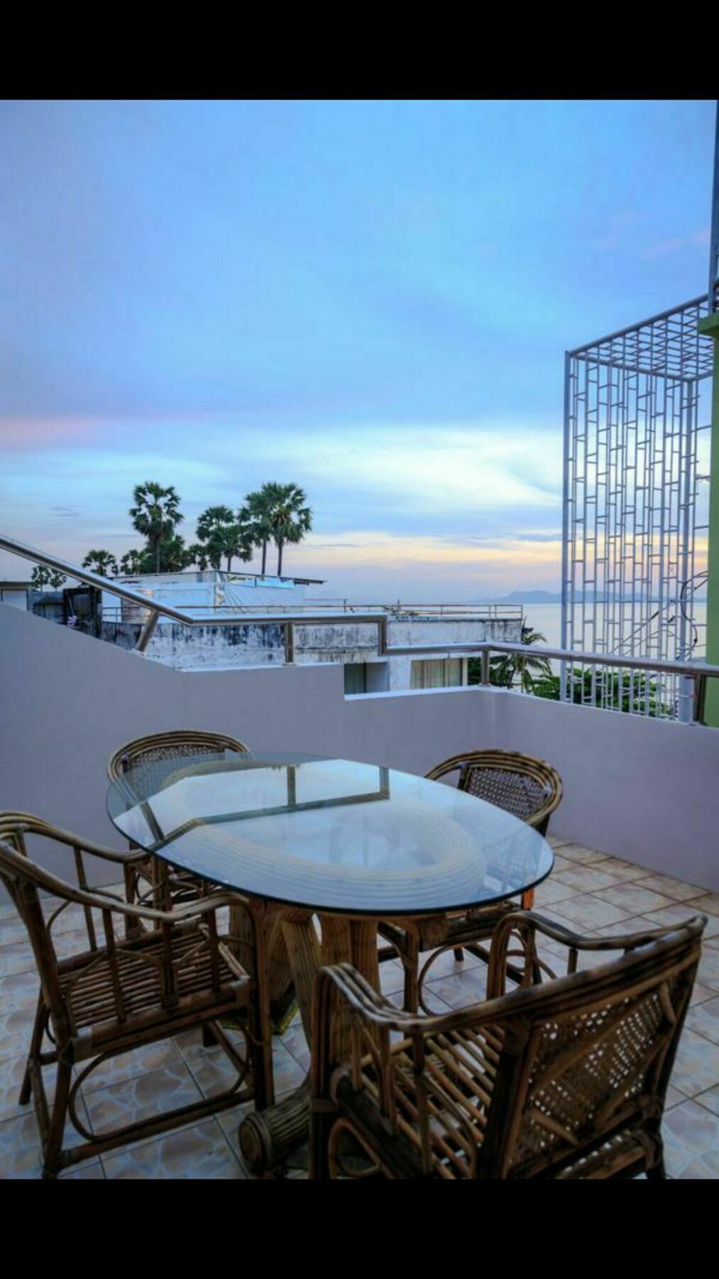 Avenue Beach Hotel 좀티엔 비치 외부 사진