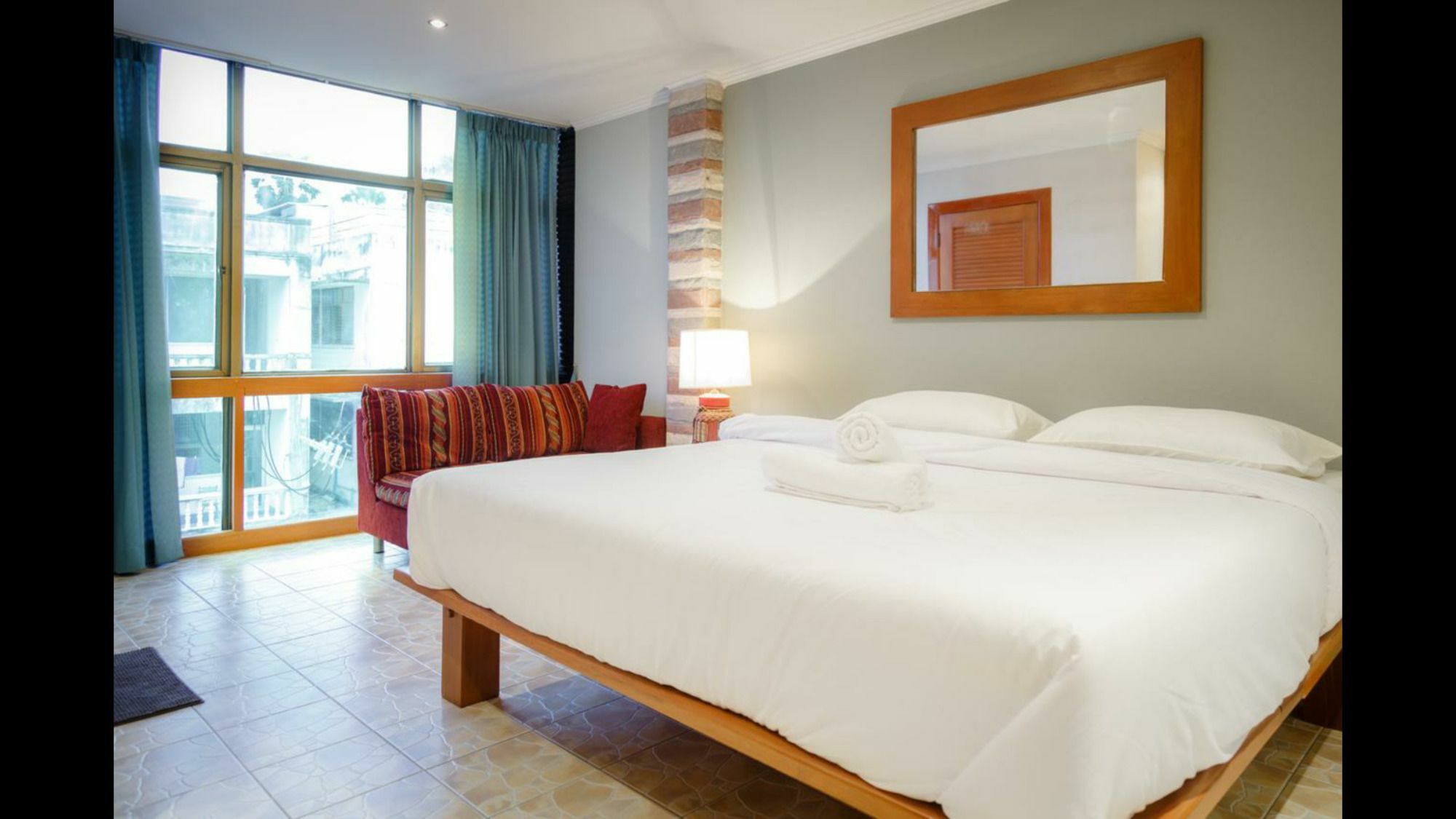 Avenue Beach Hotel 좀티엔 비치 외부 사진